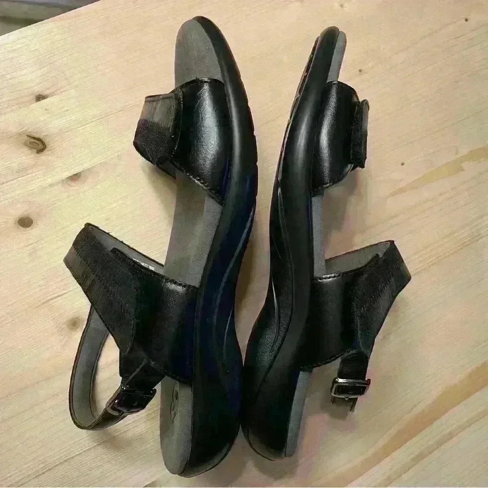 SAS Nudu Women’s size 9WW Black/Gray Leather Cushioned Adjustable Sandals EUC